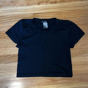 Smooth Seamless Willow Cropped T-Shirt - Black
